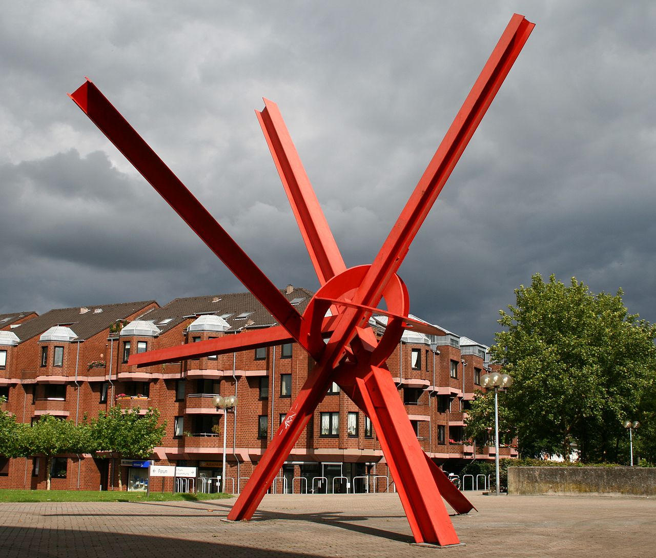 Aurora by Mark di Suvero