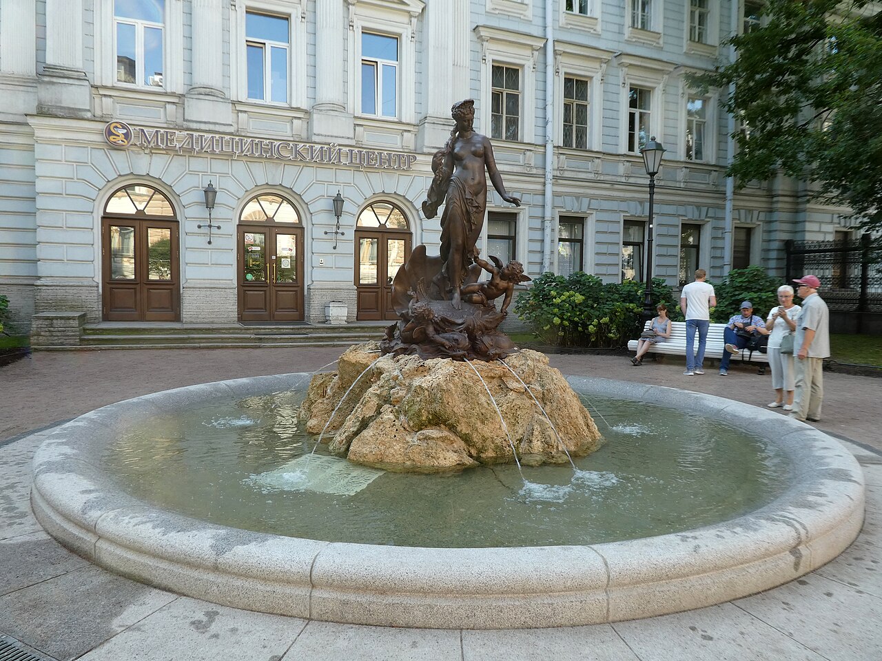 Aphrodite fountain in Sangalsky Garden by Mathurin Moreau