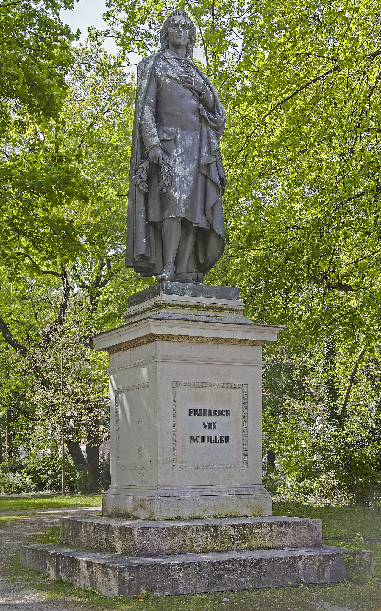 Schiller-Denkmal München by Max von Widnmann
