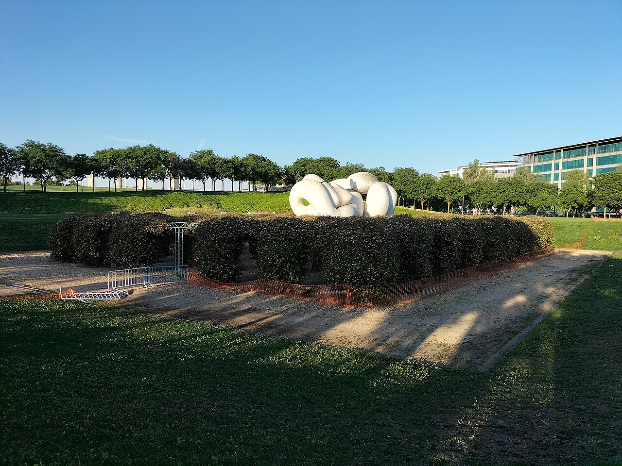 Manolona Opus 397 by Miguel Ortiz Berrocal