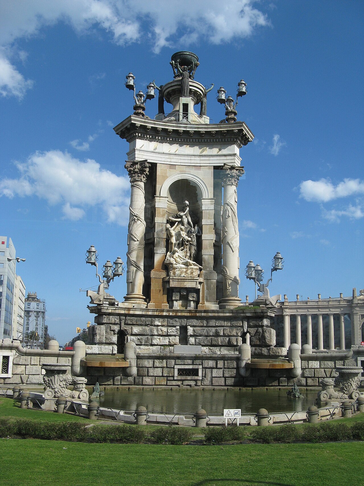 Fountain in Plaça d'Espanya by Miquel Blay i Fàbregas