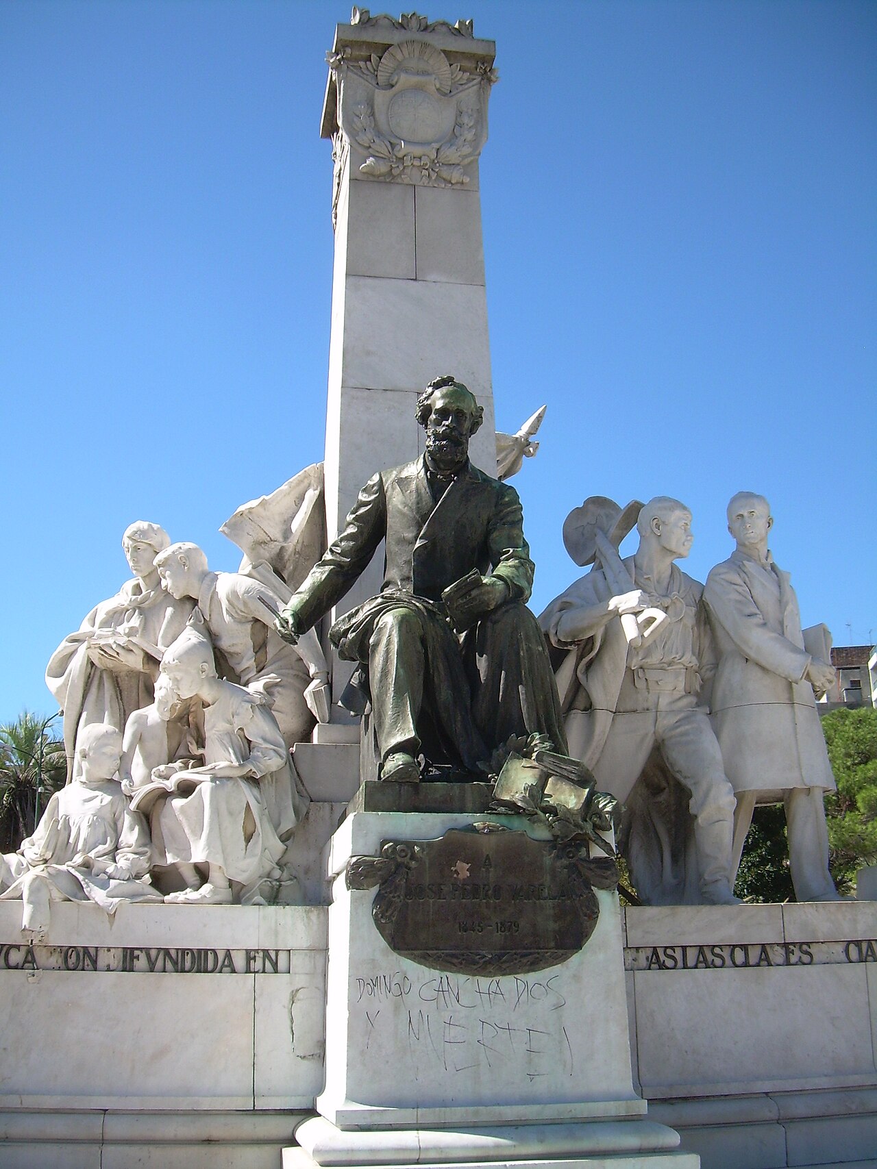 Monumento a José Pedro Varela, Montevideo by Miquel Blay i Fàbregas