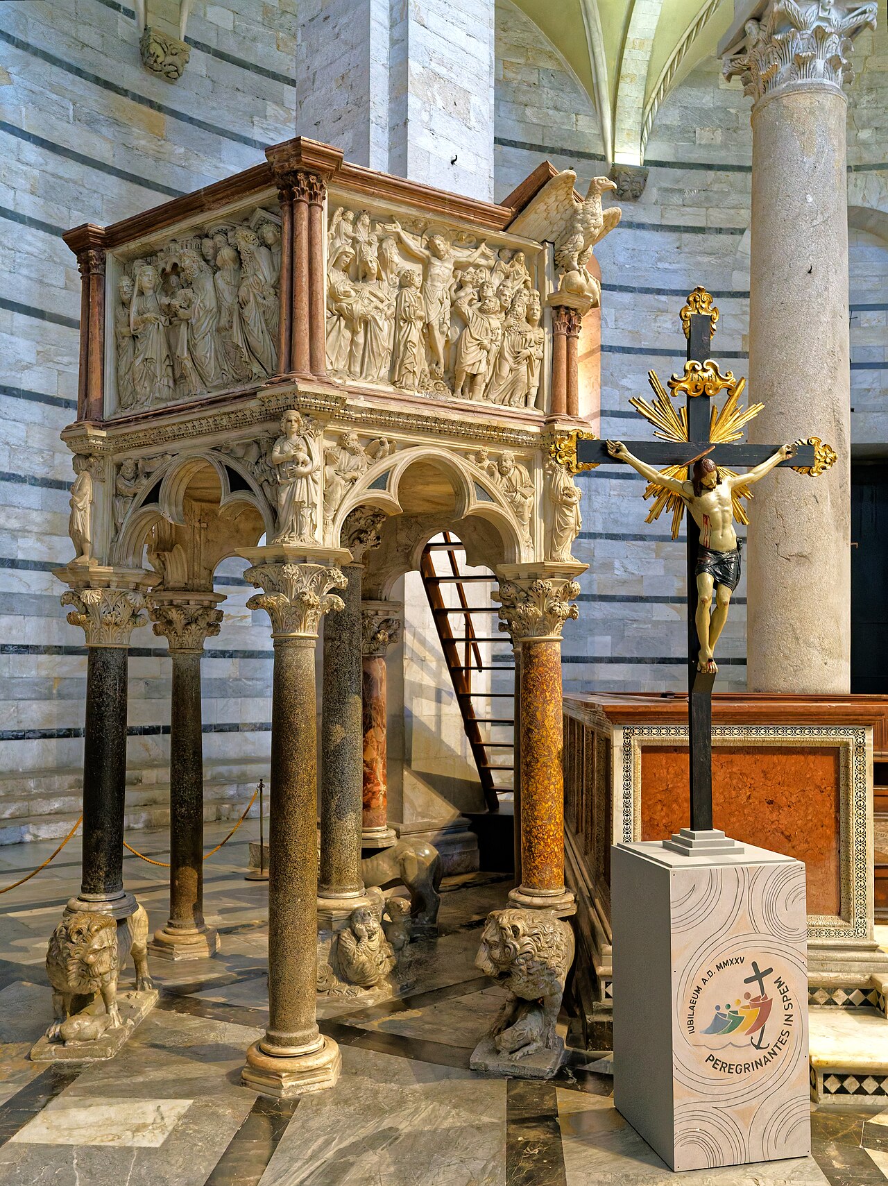 Pulpit in the Pisa Baptistery by Nicola Pisano