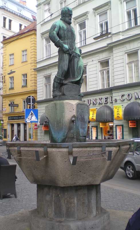 Tuchmacherbrunnen, Vienna by Oskar Thiede