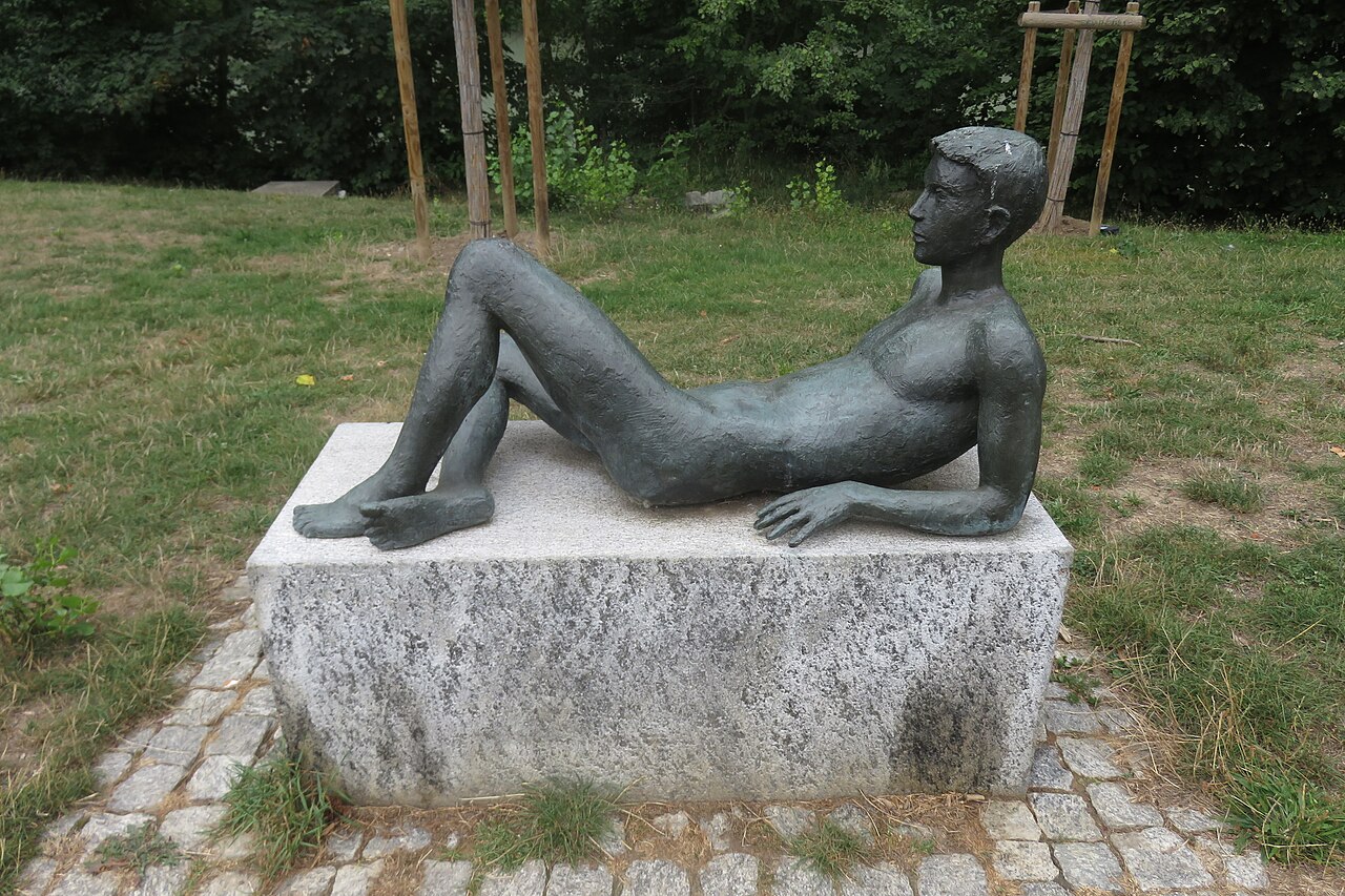 Le Repos by Peter Hartmann