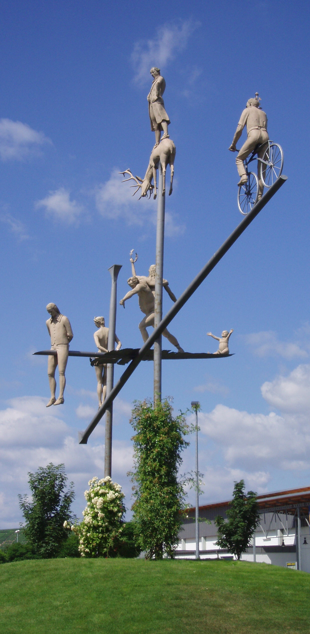 Hölderlin im Kreisverkehr by Peter Lenk