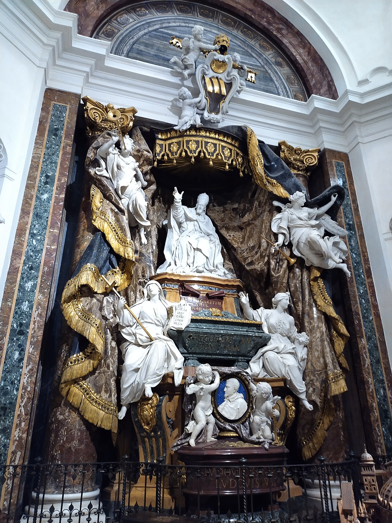 Tomb of Gregorius XV by Pierre Le Gros the Younger