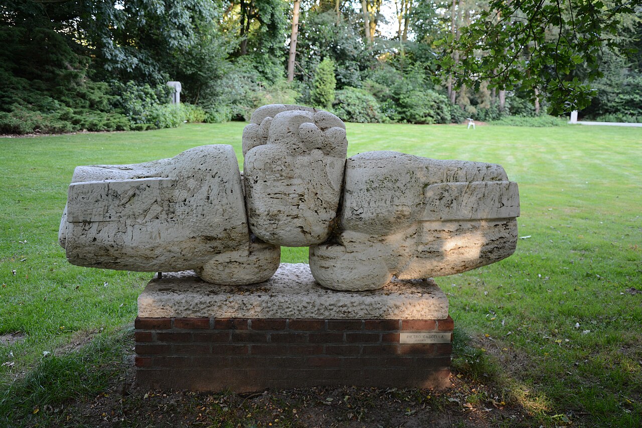 Geboorte by Pietro Cascella