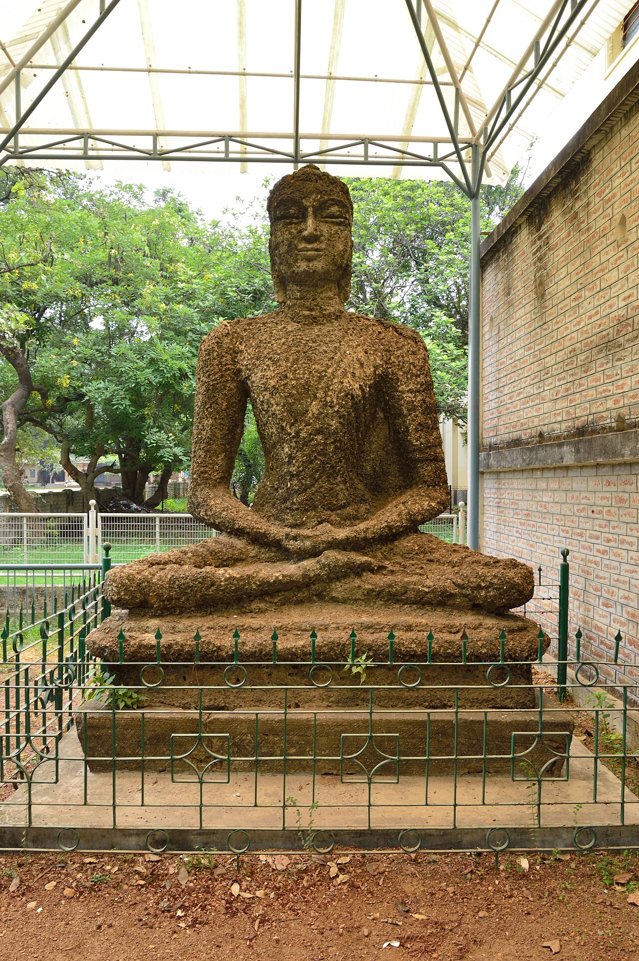 Seated Buddha by Ram Kinker Baij