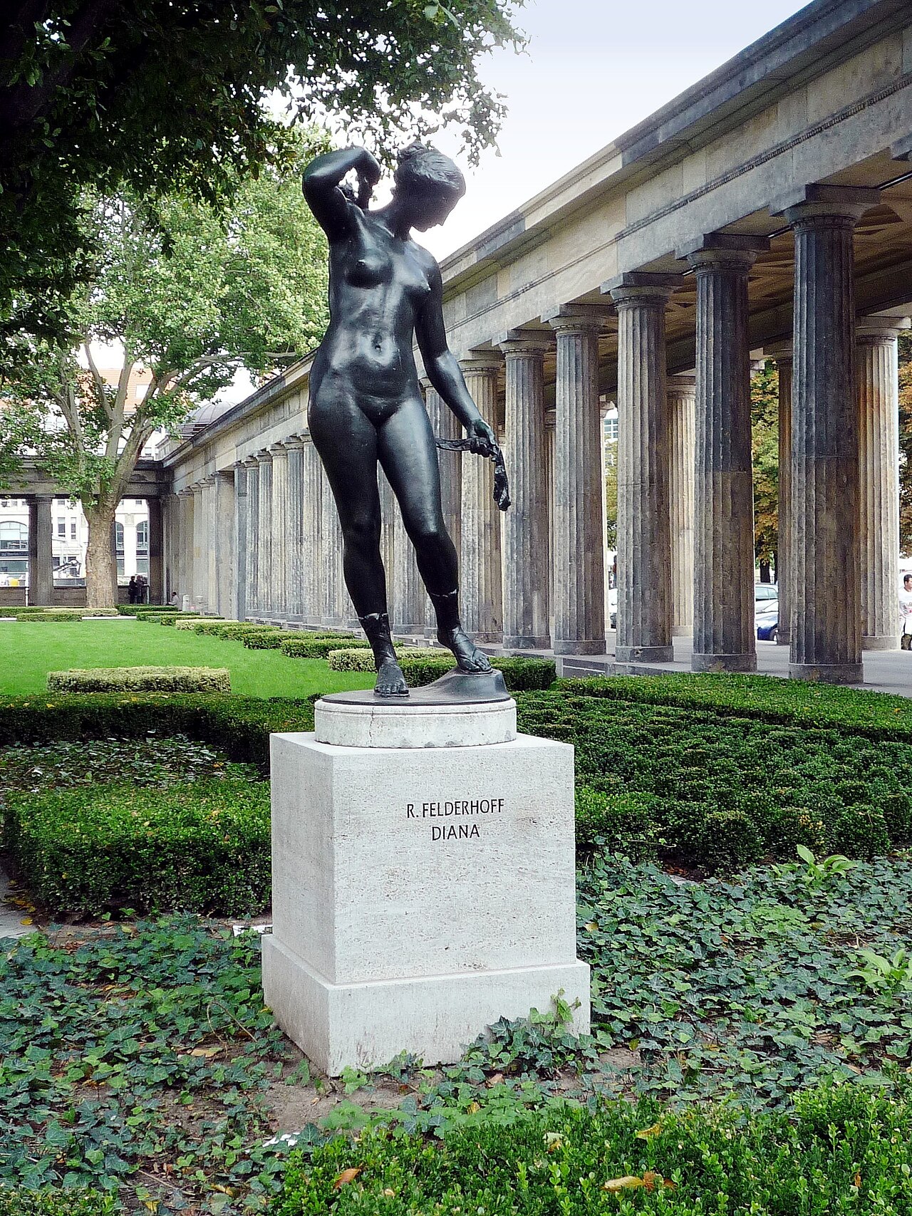 Diana (Museumsinsel) by Reinhold Felderhoff