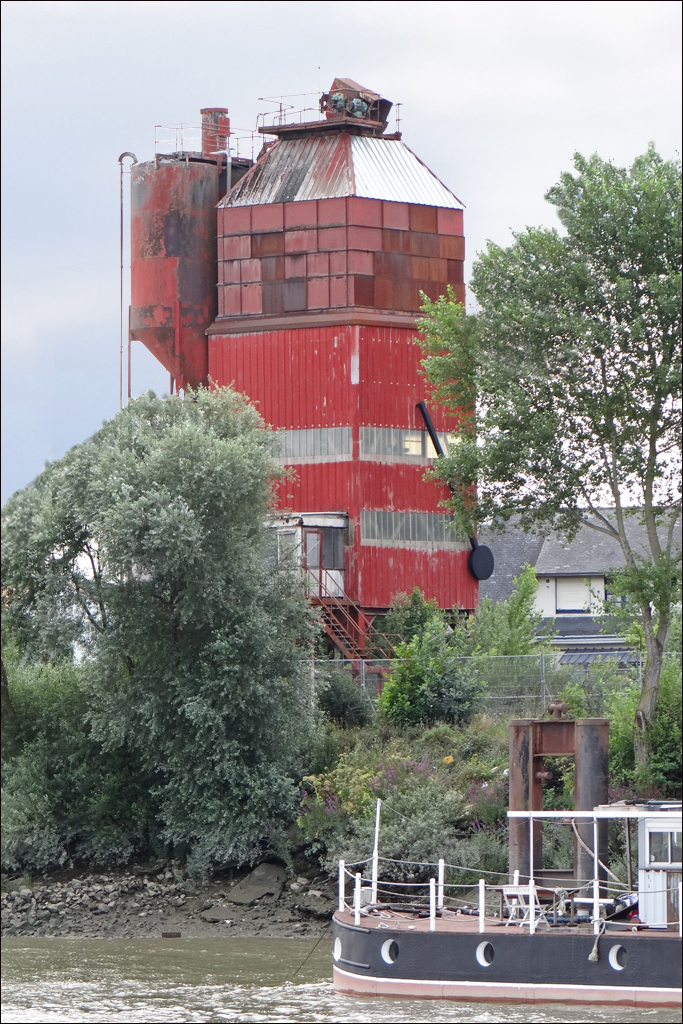 Le Pendule by Roman Signer