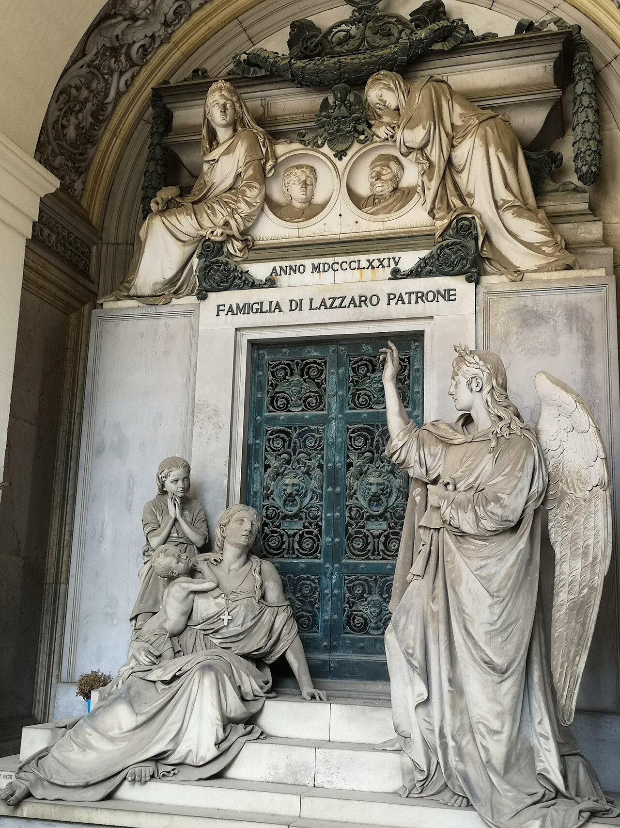 Tomb of the Patrone family by Santo Varni