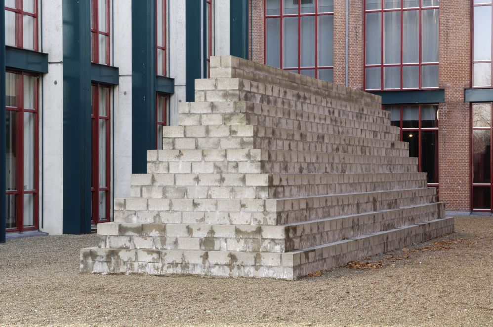 Long Pyramid by Sol LeWitt