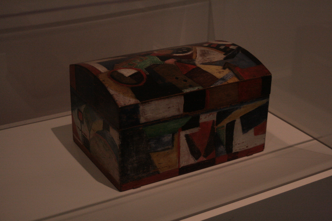 Toy box by Sonia Delaunay