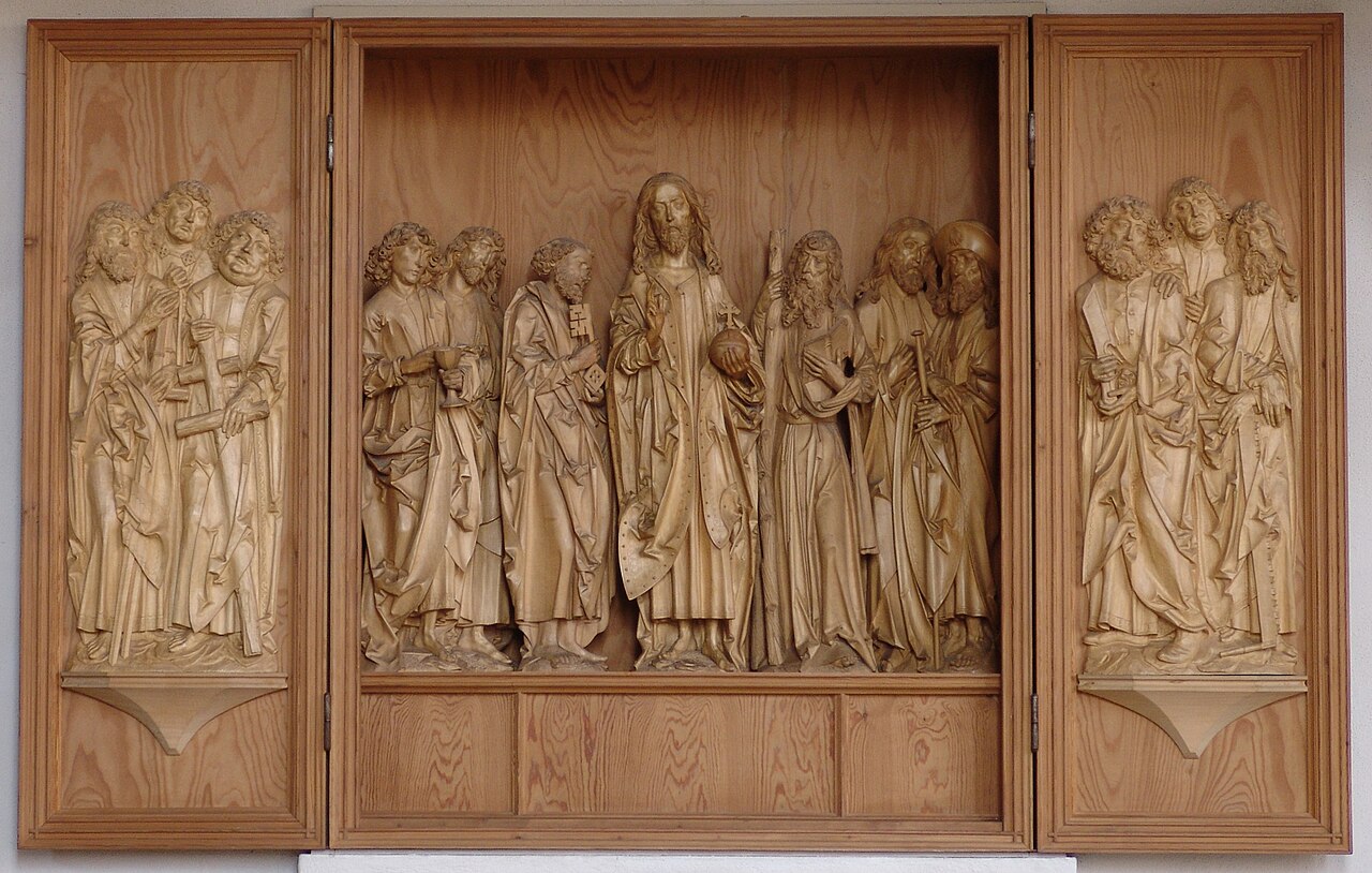 Zwölfbotenaltar by Tilman Riemenschneider