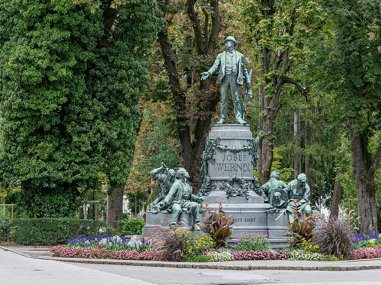 Werndl-Denkmal by Viktor Tilgner