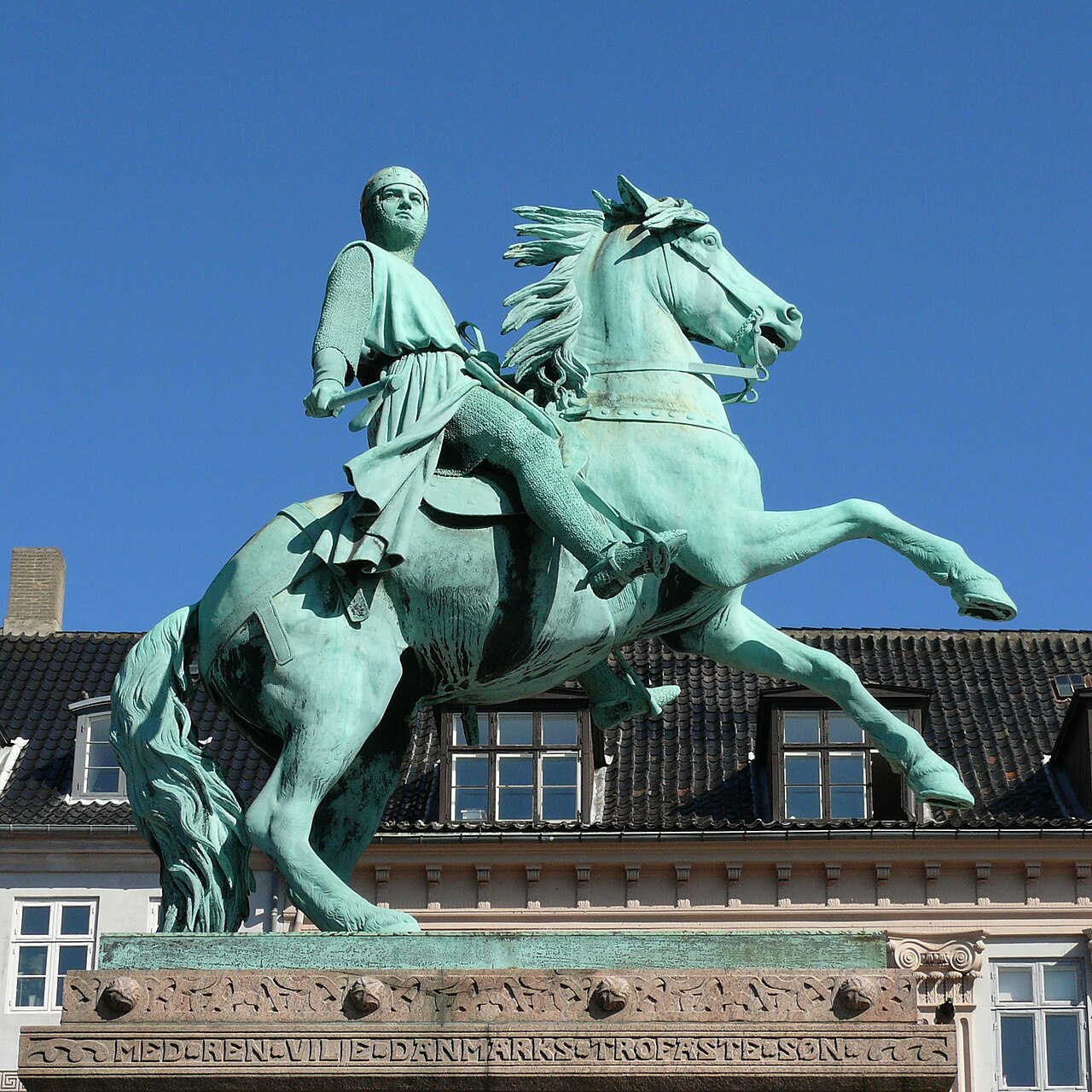 Absalon by Vilhelm Bissen