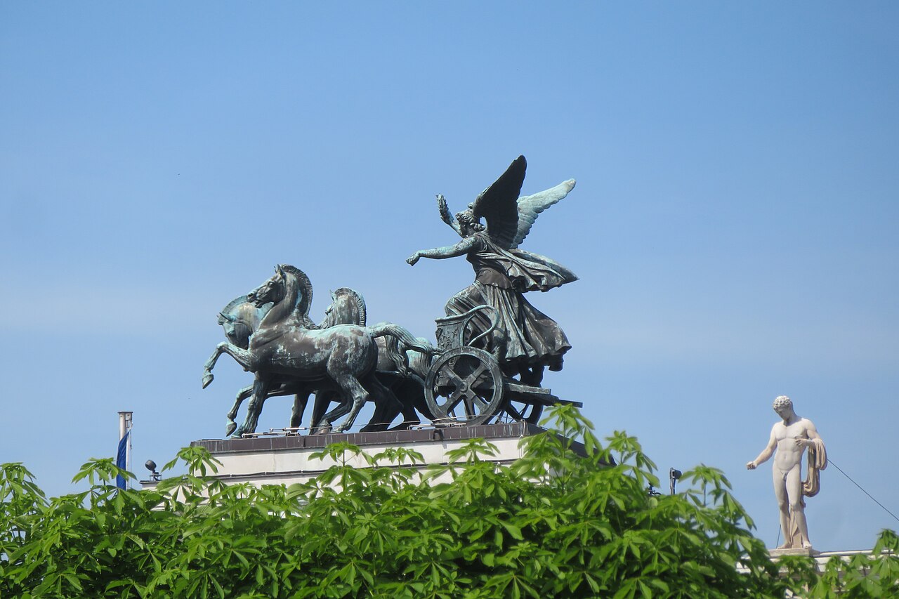 Quadrigen by Vincenz Pilz