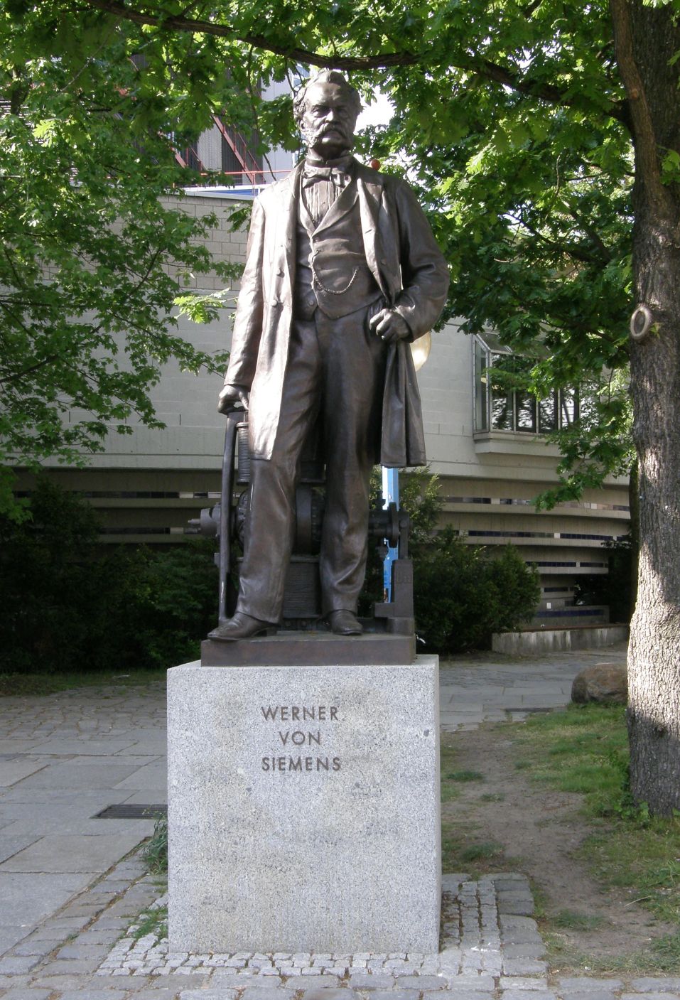 Werner von Siemens Monument by Wilhelm Wandschneider