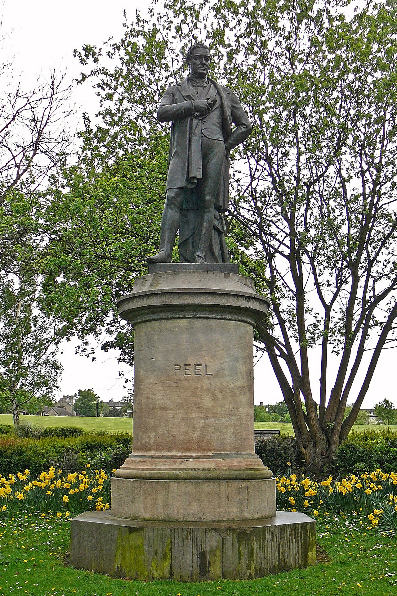 Statue of Sir Robert Peel in Exhedra on South Heights by William Behnes