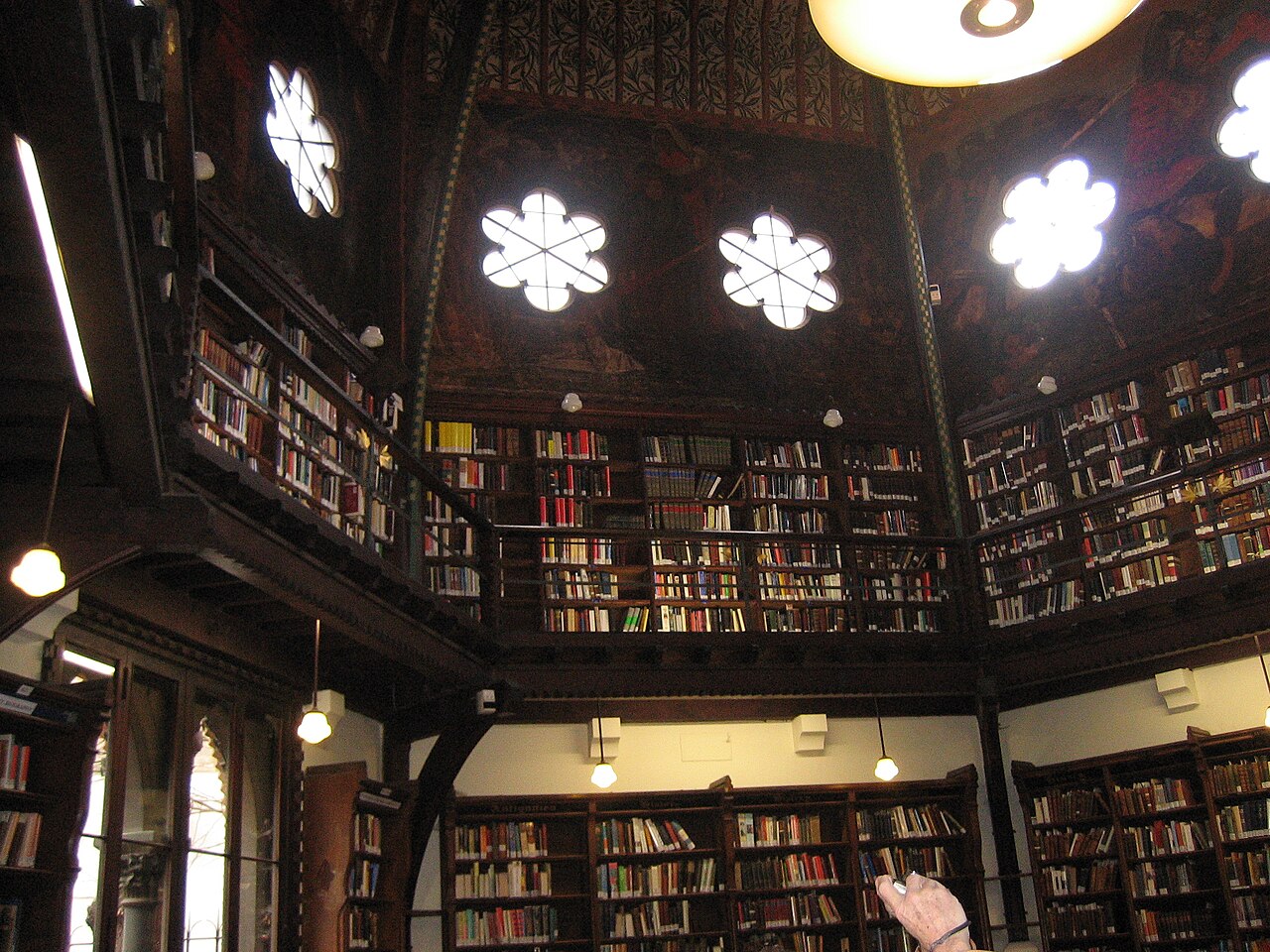 Oxford Union murals by William Morris