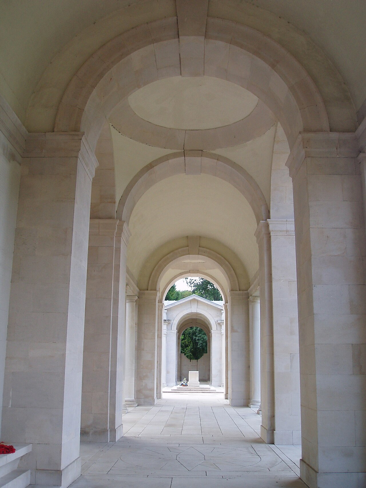 Arras Memorial by William Reid Dick