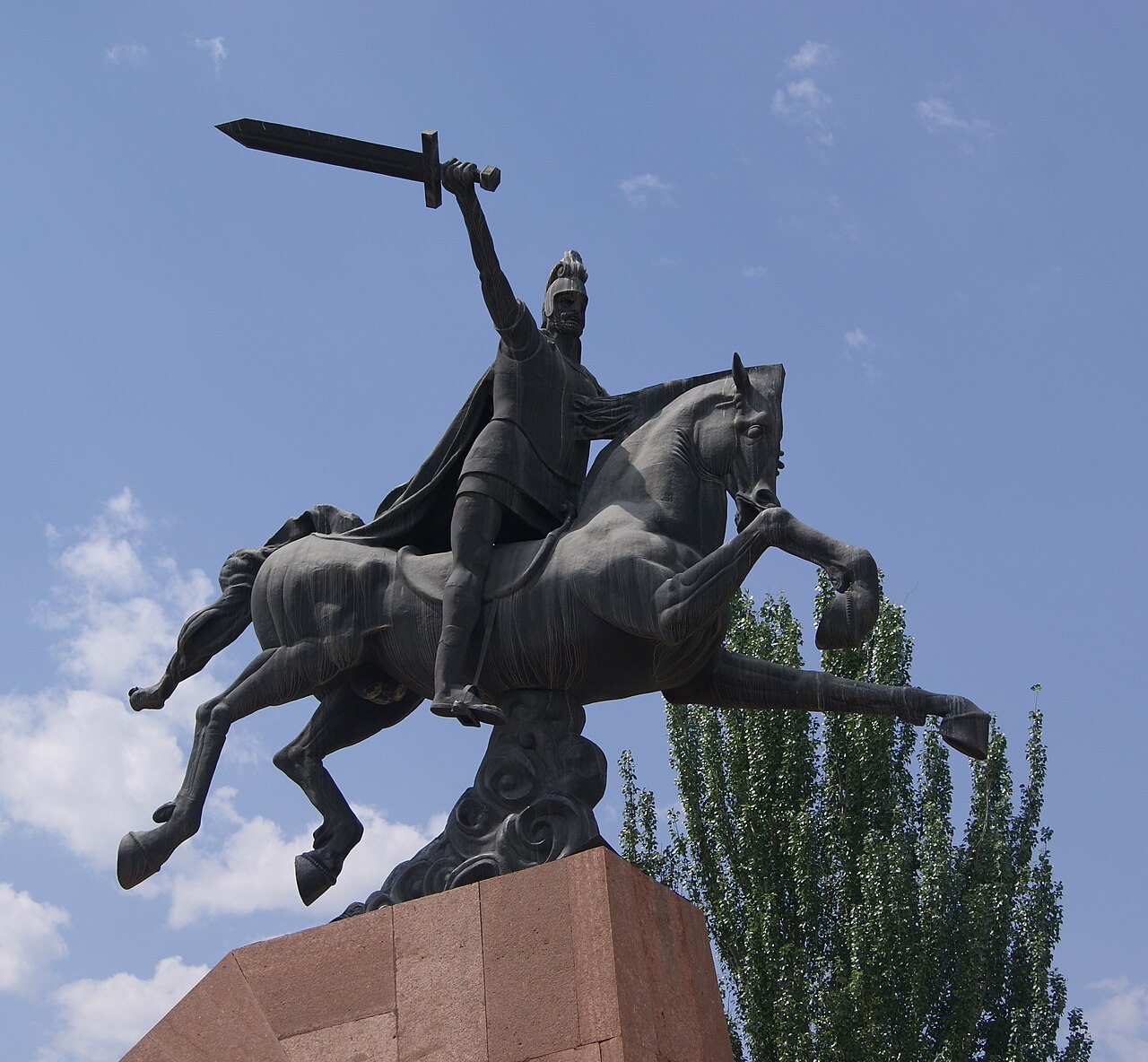 Monument to Vardan Mamikonyan by Yervand Kochar