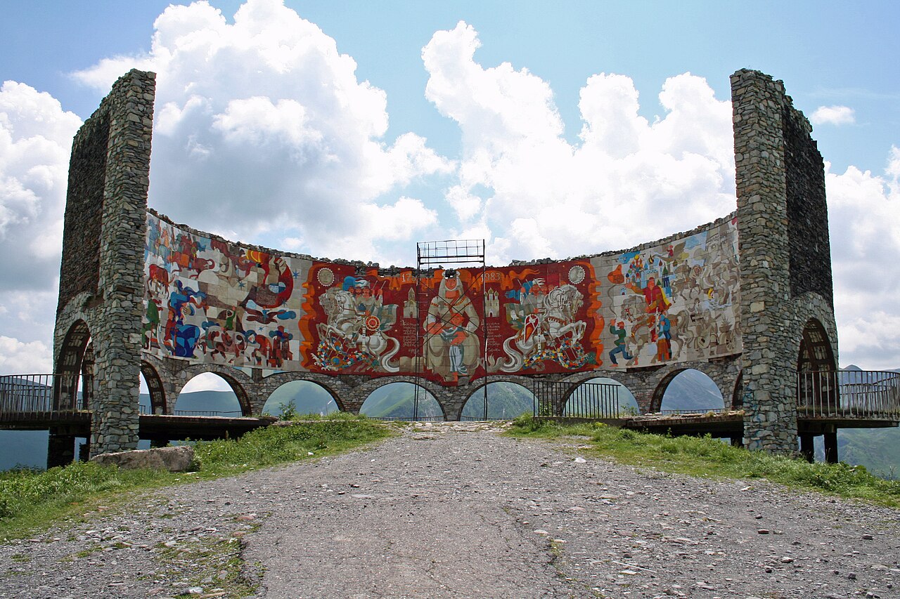 Russia–Georgia Friendship Monument by Zurab Tsereteli
